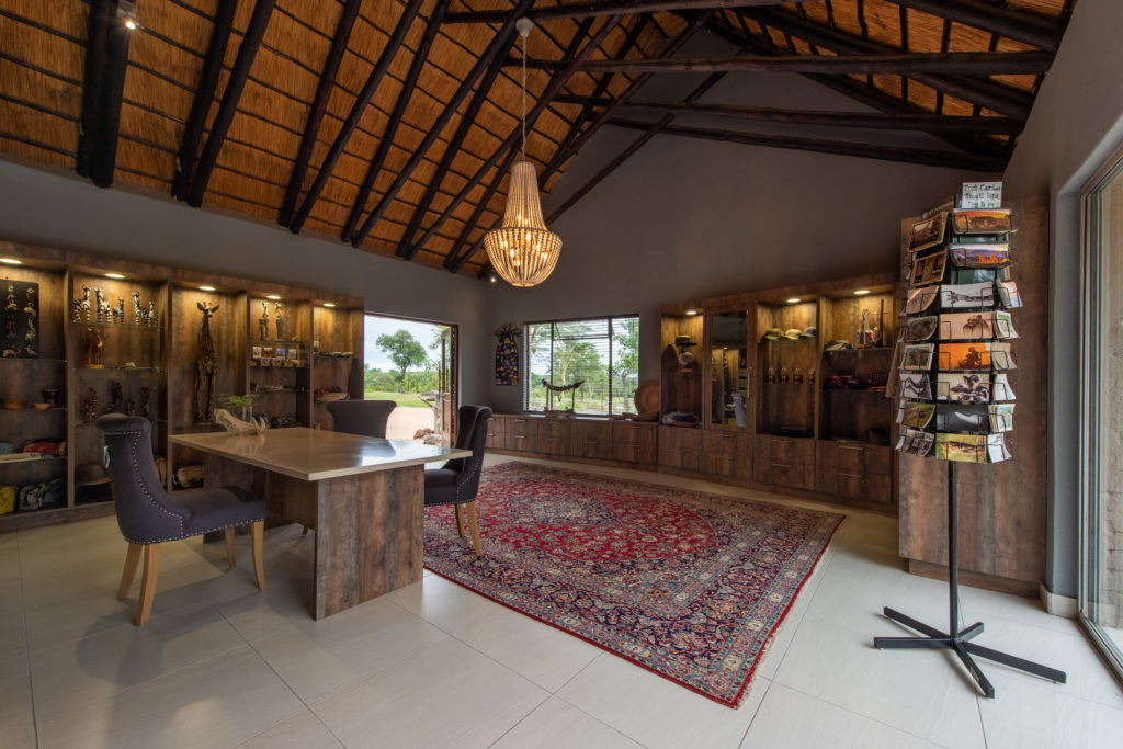 Africa-Photographic-Nkorho-Kyle-Lewin-89-1024x683